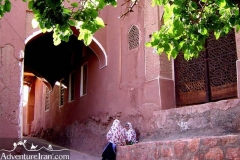 abyaneh-esfahan-trekking-tour-iran-1006-13