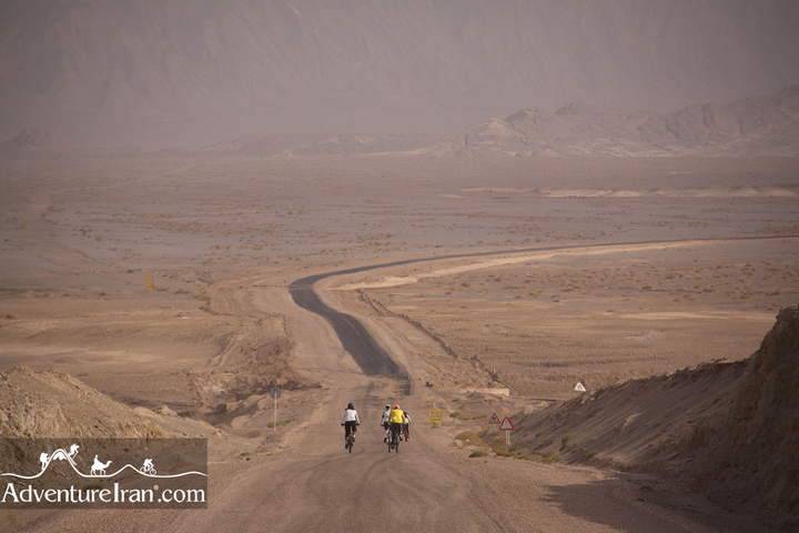 Iran-Cycling-Tour-AdventureIran-1215-01