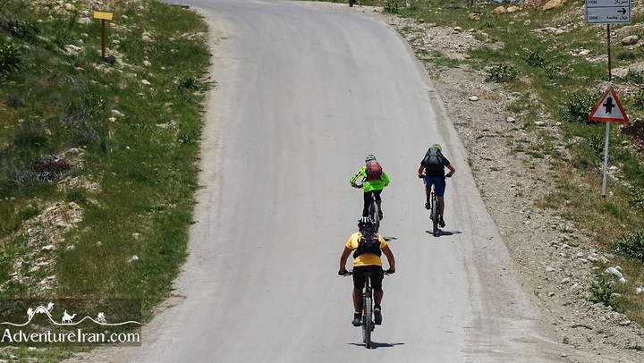 Iran-Cycling-Tour-AdventureIran-1215-08