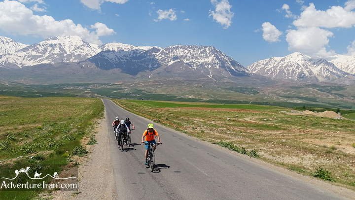 Iran-Cycling-Tour-AdventureIran-1215-31