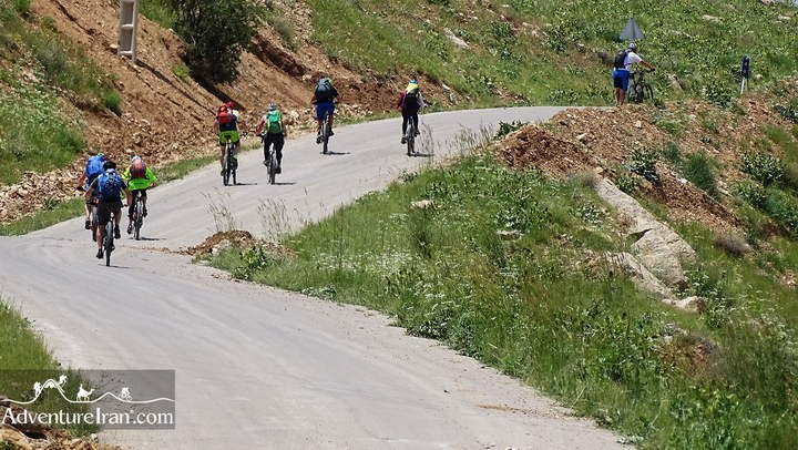 Iran-Cycling-Tour-AdventureIran-1215-46