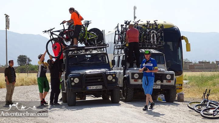cycling-mountain-biking-logestic-operation-AdventureIran-1214-09
