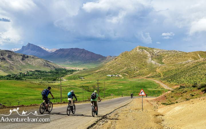 Iran-Mountain-Biking-1221-25