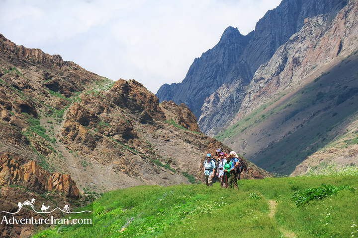 alamut-caspian-sea-hiking-tour-iran-1010-31