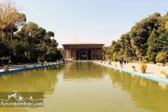 Chehel-sotoun-palace-Esfahan-Iran-1036-01