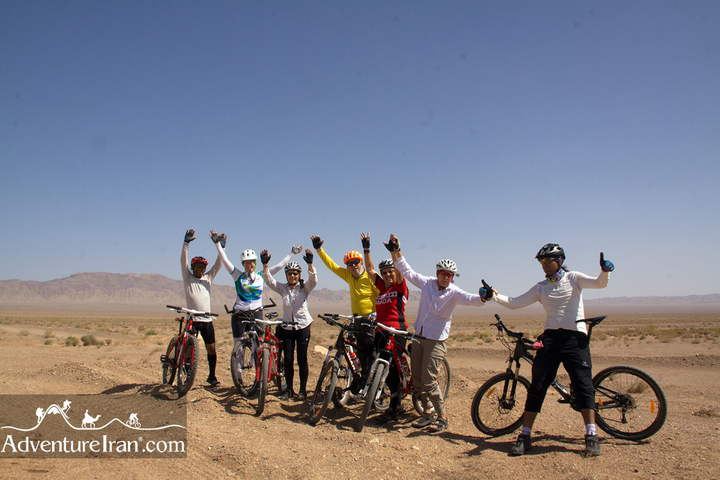 Dasht-e-kavir-desert-cycling-tour-Iran-1046-10