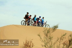 Dasht-e-kavir-desert-cycling-tour-Iran-1046-15