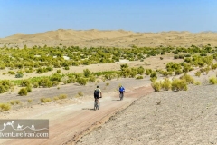 Dasht-e-kavir-desert-cycling-tour-Iran-1046-21