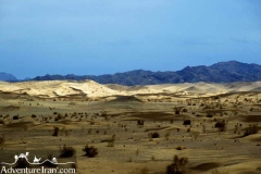 Dasht-e-kavir-desert-trekking-tour-Iran-1047-10