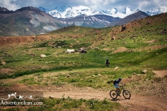 Dena-mountain-biking-tour-Iran-1048-05