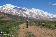 Dena-mountain-biking-tour-Iran-1048-16