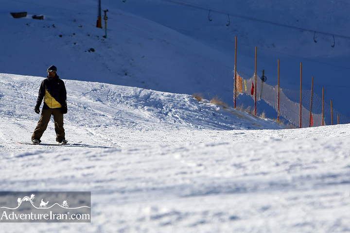 Dizin-piste-ski-resort-Iran-1053-07