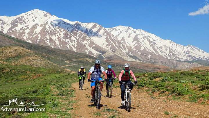 Iran Cycling Travel