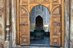 Imam-mosque-naghsh-e-jahan-square-Esfahan-Iran-1075-02