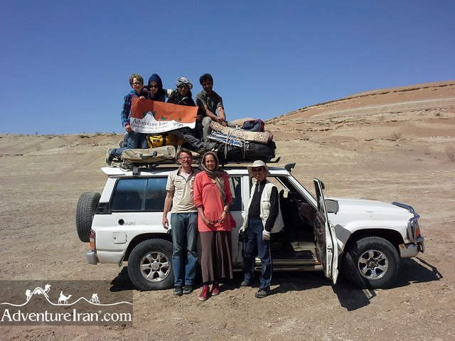 Jandagh-mesr-aroosan-dasht-e-kavir-4x4-desert-safari-Iran-1080-03