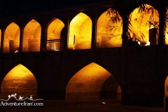 Khajoo-bridge-Esfahan-Iran-1096-07