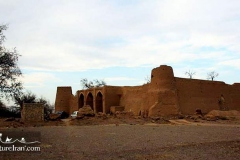 Kheirabad-castle-Qehi-kuhpayeh-Esfahan-Iran-1098-01