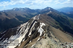 Kolon-bastak-sarakchal-mountain-ridge-hiking-Iran-1101-05