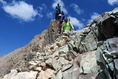 Kolon-bastak-sarakchal-mountain-ridge-hiking-Iran-1101-09