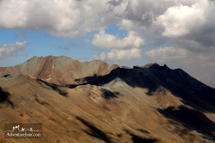 Kolonbastak-Sarakchal-Mountains-ridgeline-Trek-Central-Alborz-31
