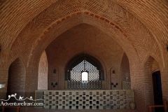 Kuhpa-caravanserai-Esfahan-Iran-1208-07