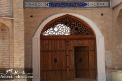 Kuhpa-caravanserai-Esfahan-Iran-1208-10