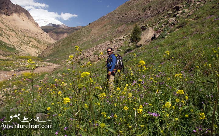 Lar-national-park-hiking-Iran-1109-08