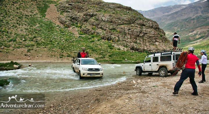 Lar-national-park-mountain-biking-Iran-1110-31