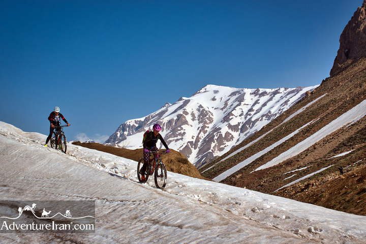 Lar-national-park-mountain-biking-Iran-1110-37
