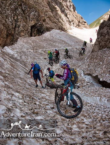 Lar-national-park-mountain-biking-Iran-1110-40