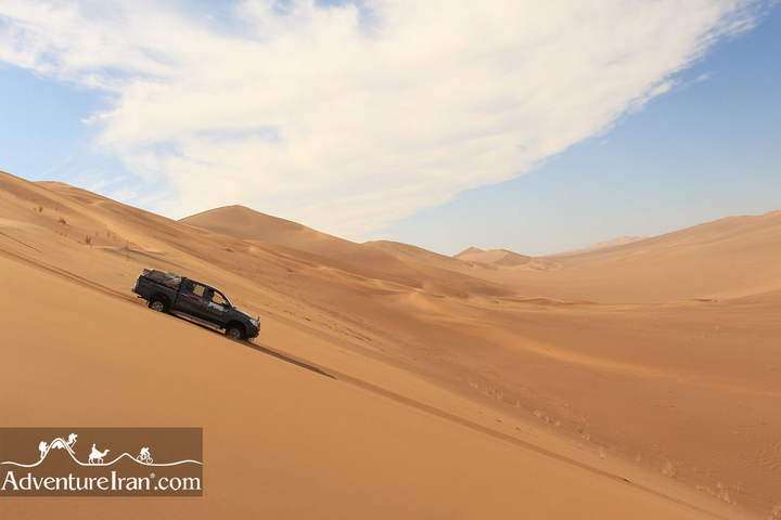 lut-desert-safari-4x4-Iran-1112-06