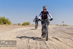 Maranjab-desert-dasht-e-kavir-cycling-tour-Iran-1119-19