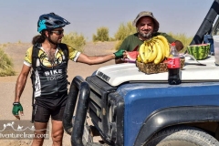 Maranjab-desert-dasht-e-kavir-cycling-tour-Iran-1119-28