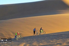 Maranjab-desert-dasht-e-kavir-cycling-tour-Iran-1119-39