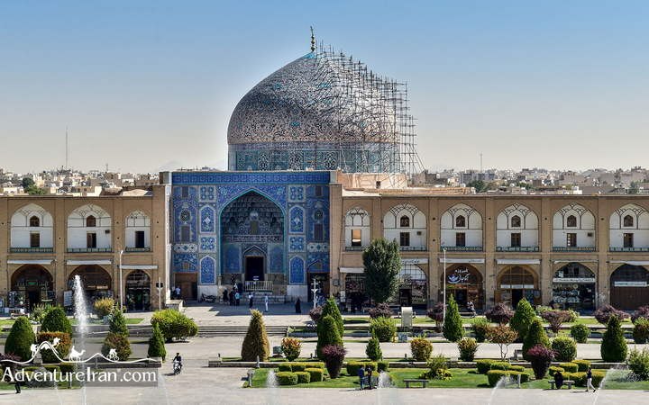 Emam-square-naghsh-e-jahan-Esfahan-Iran-1123-06