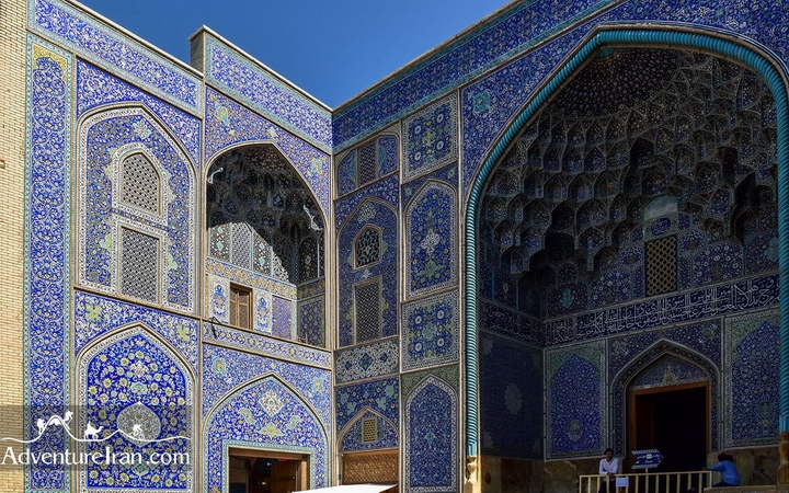 Emam-square-naghsh-e-jahan-Esfahan-Iran-1123-10
