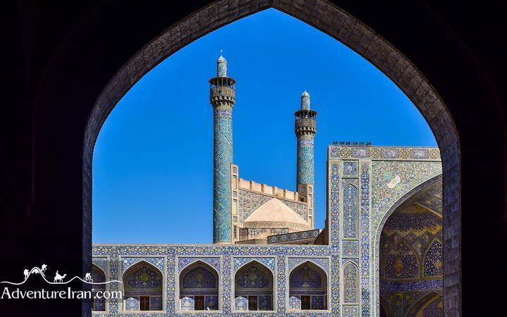 Emam-square-naghsh-e-jahan-Esfahan-Iran-1123-13