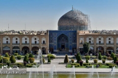 Emam-square-naghsh-e-jahan-Esfahan-Iran-1123-03