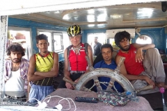 Bandari-people-in-Kong-2-People-Persian-Iranian-1220