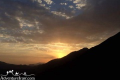 Daryok-lake-shemshak-mule-trekking-Iran-1167-12