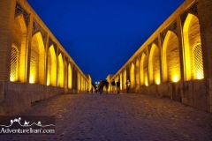 Si-o-se-pol-bridge-Esfahan-Iran-1177-01
