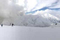 Vrjin-mountain-winter-Iran-1212-26