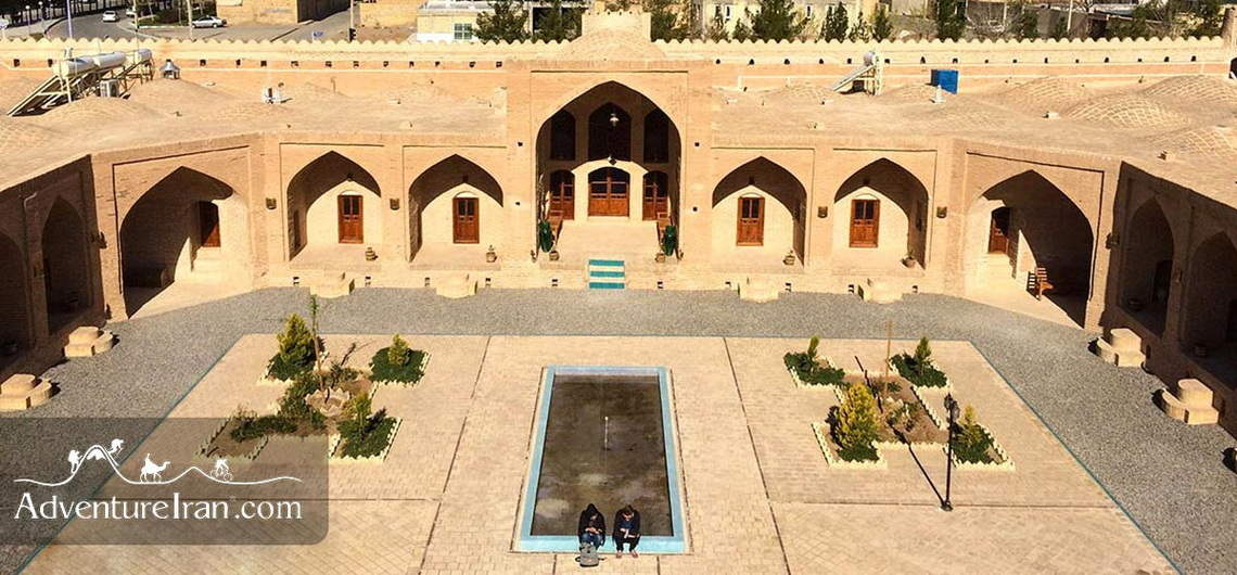 Kuhpa Caravanserai Iran Esfahan