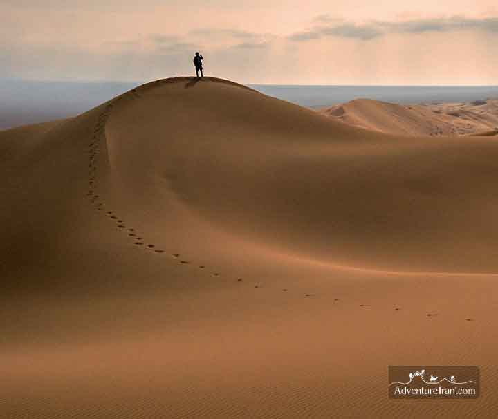 Maranjab Desert Dashte Kavir Iran Trekking Tour