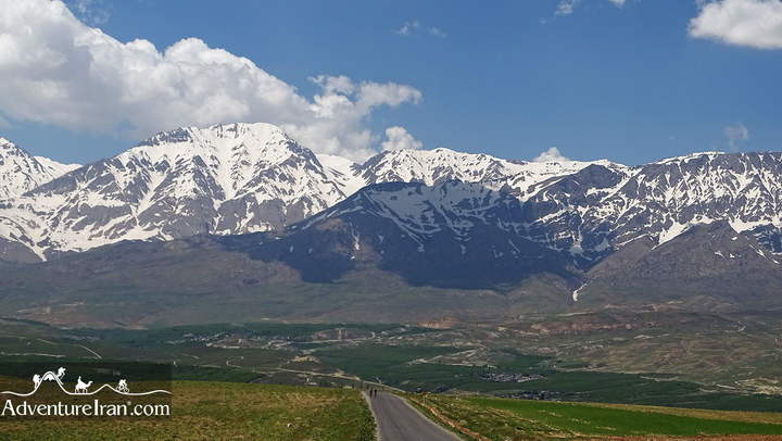 landscape view of Dena mountain chain