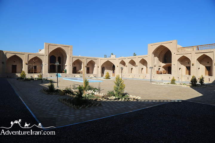 Kuhpa caravanserai hotel view - Esfahan Iran