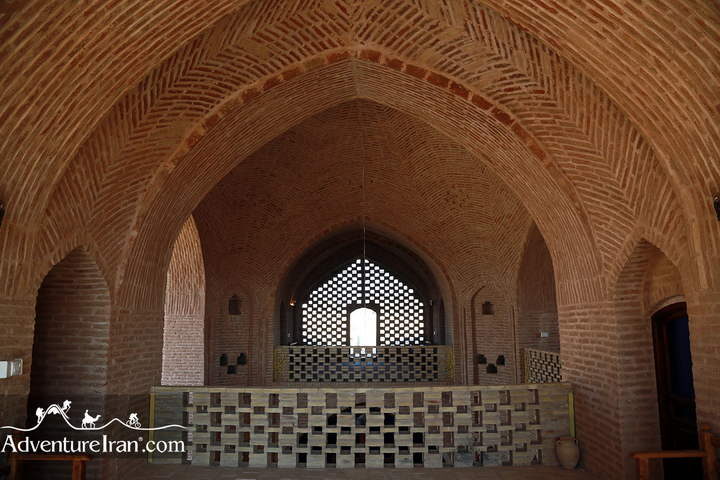 Kuhpa caravanserai inside view - Esfahan
