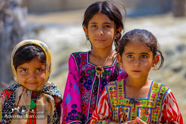 Baluch girls in Iranian Baluchistan