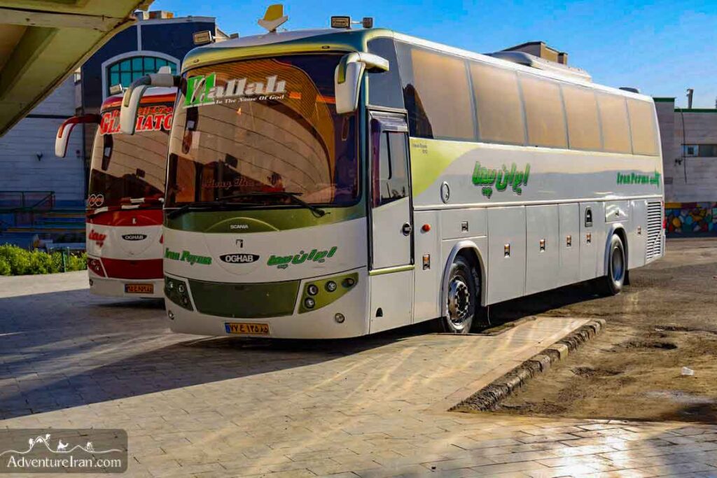Bus-Iran